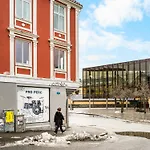 Daire Center, Light & Modern *